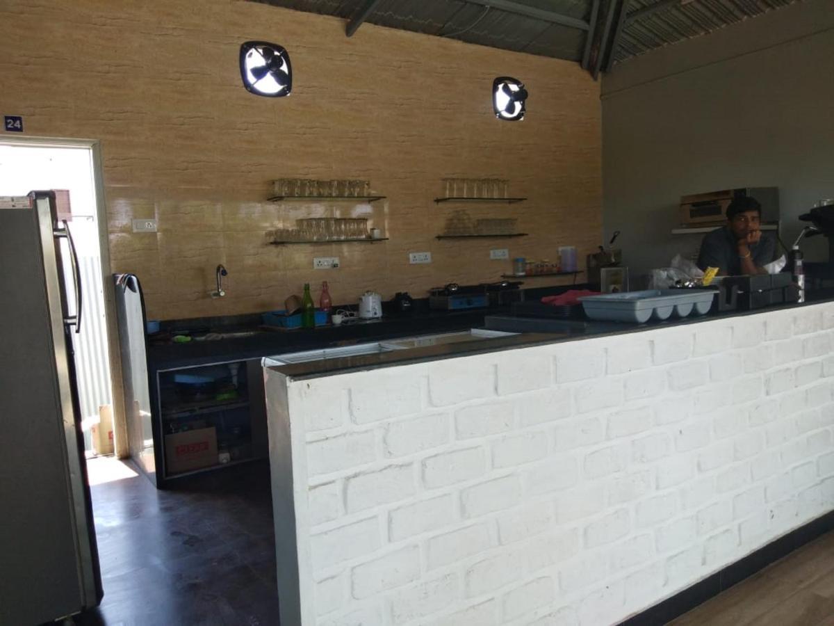 Hotel Krishna Exotica Ahmednagar Luaran gambar