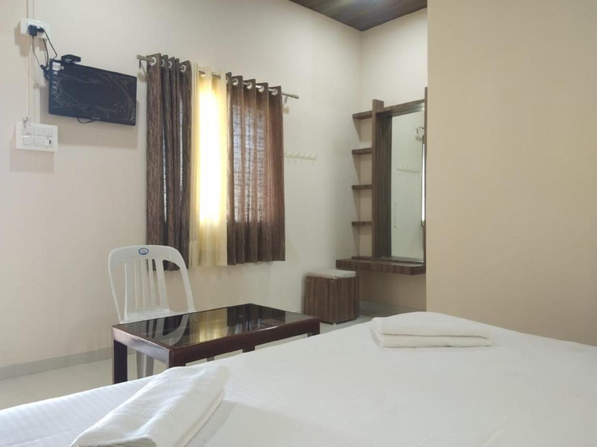 Hotel Krishna Exotica Ahmednagar Luaran gambar
